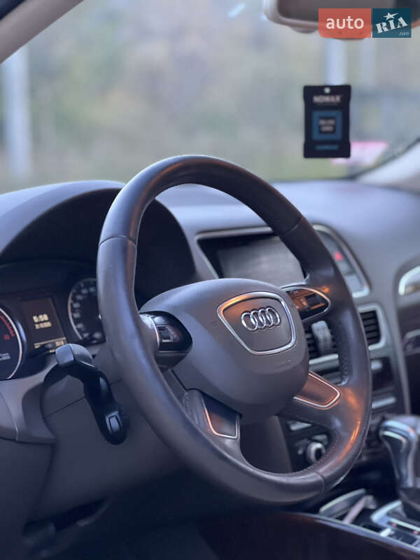 Внедорожник / Кроссовер Audi Q5 2014 в Старом Самборе