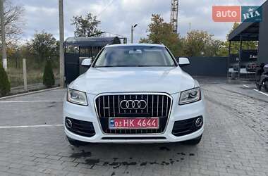 Позашляховик / Кросовер Audi Q5 2015 в 