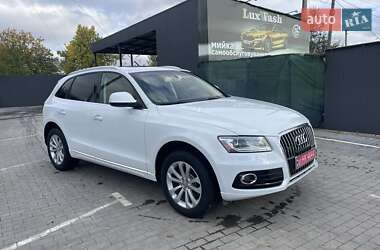Позашляховик / Кросовер Audi Q5 2015 в 