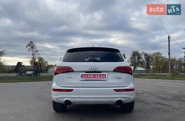 Позашляховик / Кросовер Audi Q5 2015 в 