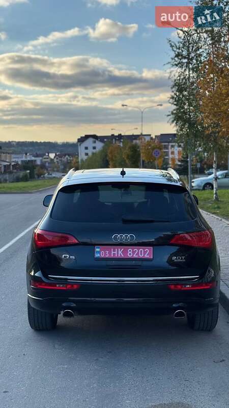 Позашляховик / Кросовер Audi Q5 2015 в Рівному