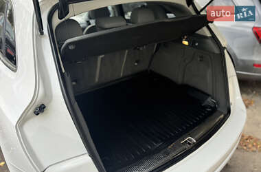 Позашляховик / Кросовер Audi Q5 2012 в  фото 51 Позашляховик / Кросовер Audi Q5 2012 в