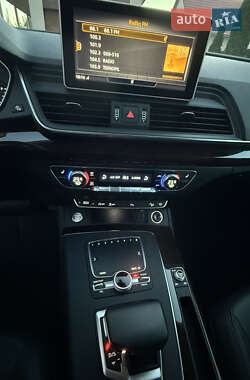 Позашляховик / Кросовер Audi Q5 2019 в 