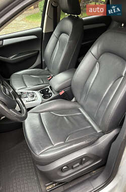 Позашляховик / Кросовер Audi Q5 2011 в 