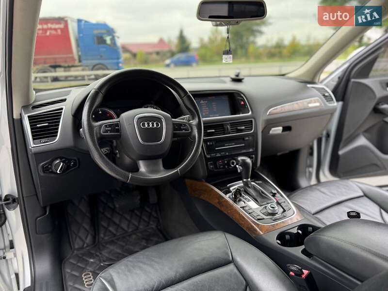 Позашляховик / Кросовер Audi Q5 2010 в Хмельницькому фото 8 Позашляховик / Кросовер Audi Q5 2010 в Хмельницькому