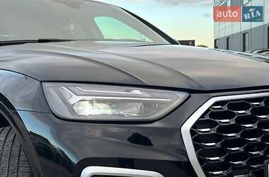 Позашляховик / Кросовер Audi Q5 2020 в 