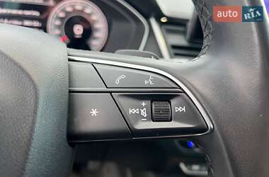 Позашляховик / Кросовер Audi Q5 2020 в 