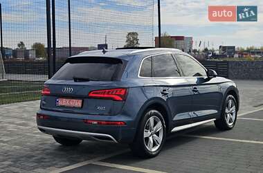 Позашляховик / Кросовер Audi Q5 2018 в  фото 13 Позашляховик / Кросовер Audi Q5 2018 в