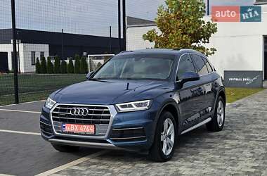 Позашляховик / Кросовер Audi Q5 2018 в  фото 24 Позашляховик / Кросовер Audi Q5 2018 в