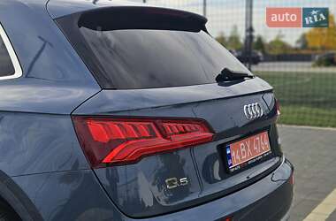 Позашляховик / Кросовер Audi Q5 2018 в  фото 34 Позашляховик / Кросовер Audi Q5 2018 в