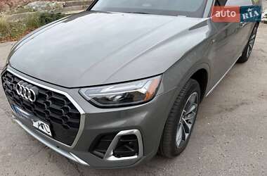 Позашляховик / Кросовер Audi Q5 2023 в  фото 2 Позашляховик / Кросовер Audi Q5 2023 в