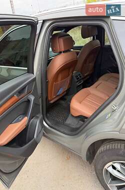 Позашляховик / Кросовер Audi Q5 2023 в  фото 18 Позашляховик / Кросовер Audi Q5 2023 в