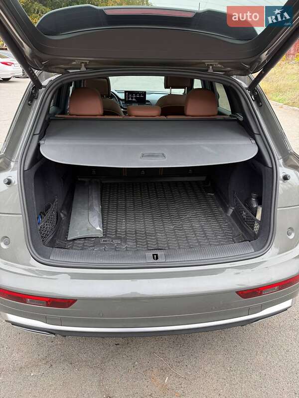 Позашляховик / Кросовер Audi Q5 2023 в Дніпрі фото 21 Позашляховик / Кросовер Audi Q5 2023 в Дніпрі