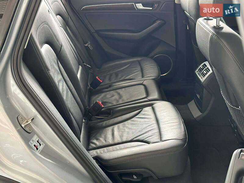 Внедорожник / Кроссовер Audi Q5 2016 в Одессе