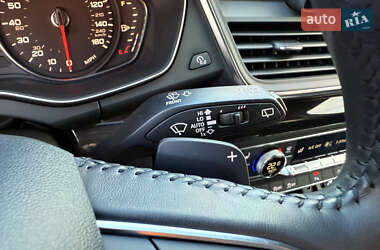 Позашляховик / Кросовер Audi Q5 2019 в  фото 33 Позашляховик / Кросовер Audi Q5 2019 в