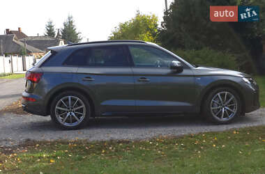 Позашляховик / Кросовер Audi Q5 2023 в  фото 5 Позашляховик / Кросовер Audi Q5 2023 в