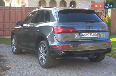 Позашляховик / Кросовер Audi Q5 2023 в  фото 10 Позашляховик / Кросовер Audi Q5 2023 в