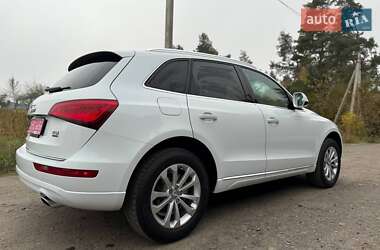 Позашляховик / Кросовер Audi Q5 2015 в  фото 5 Позашляховик / Кросовер Audi Q5 2015 в