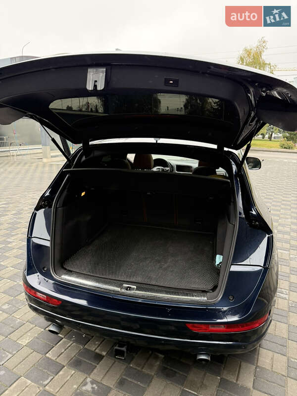 Внедорожник / Кроссовер Audi Q5 2011 в Хмельницком