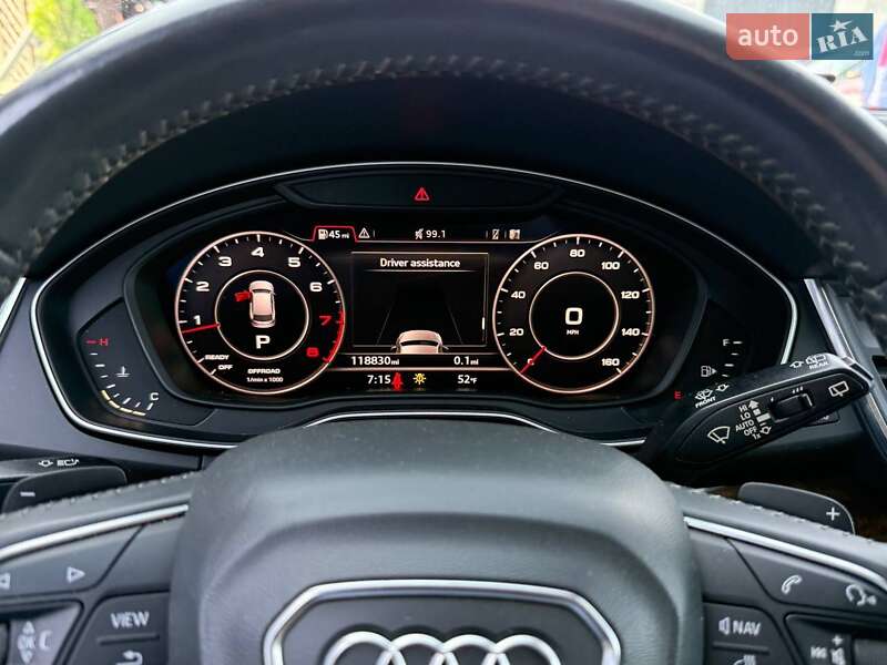 Позашляховик / Кросовер Audi Q5 2017 в Луцьку