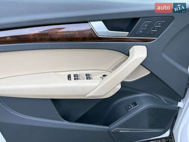 Позашляховик / Кросовер Audi Q5 2017 в Луцьку