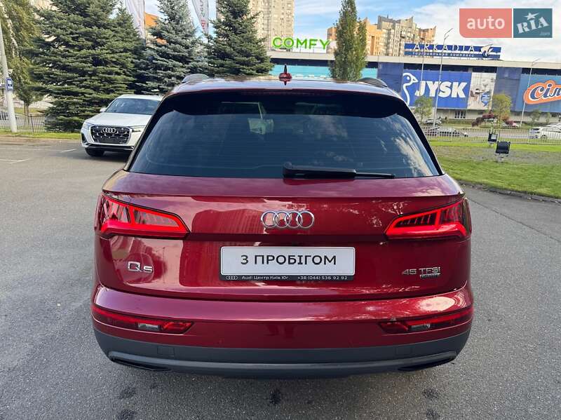 Внедорожник / Кроссовер Audi Q5 2019 в Киеве