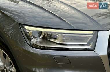 Внедорожник / Кроссовер Audi Q5 2017 в 