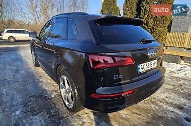 Позашляховик / Кросовер Audi Q5 2018 в  фото 17 Позашляховик / Кросовер Audi Q5 2018 в
