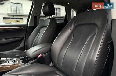 Внедорожник / Кроссовер Audi Q5 2015 в 