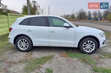 Внедорожник / Кроссовер Audi Q5 2015 в 