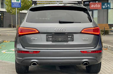 Позашляховик / Кросовер Audi Q5 2015 в 