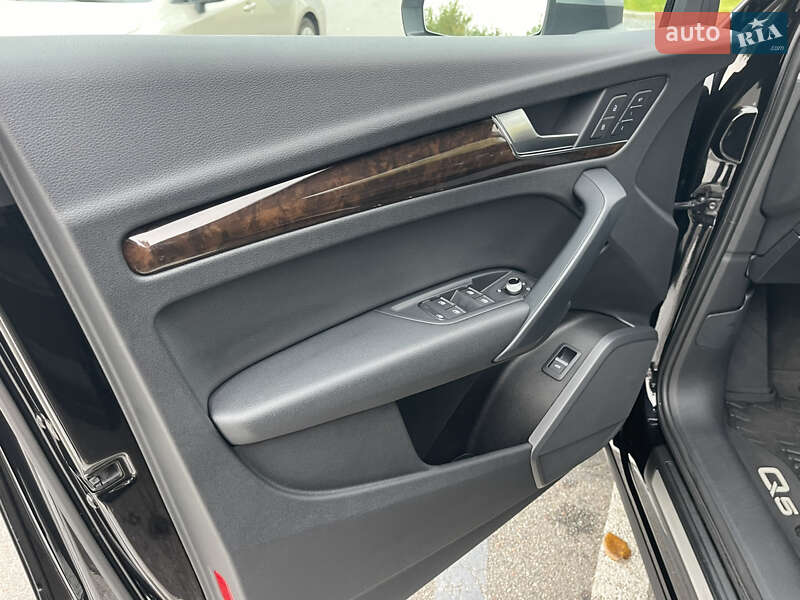 Позашляховик / Кросовер Audi Q5 2018 в Києві фото 36 Позашляховик / Кросовер Audi Q5 2018 в Києві