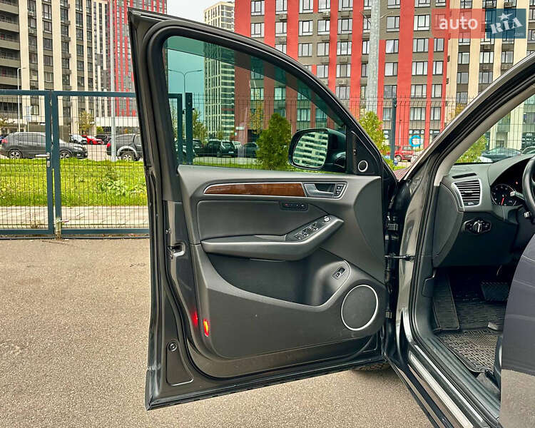 Позашляховик / Кросовер Audi Q5 2016 в Києві