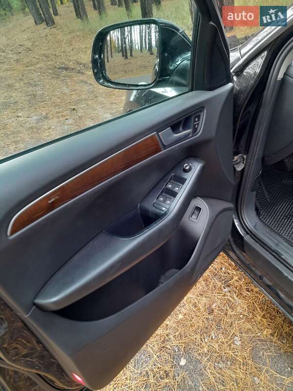 Позашляховик / Кросовер Audi Q5 2010 в Черкасах