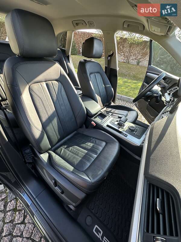 Позашляховик / Кросовер Audi Q5 2018 в Львові фото 70 Позашляховик / Кросовер Audi Q5 2018 в Львові