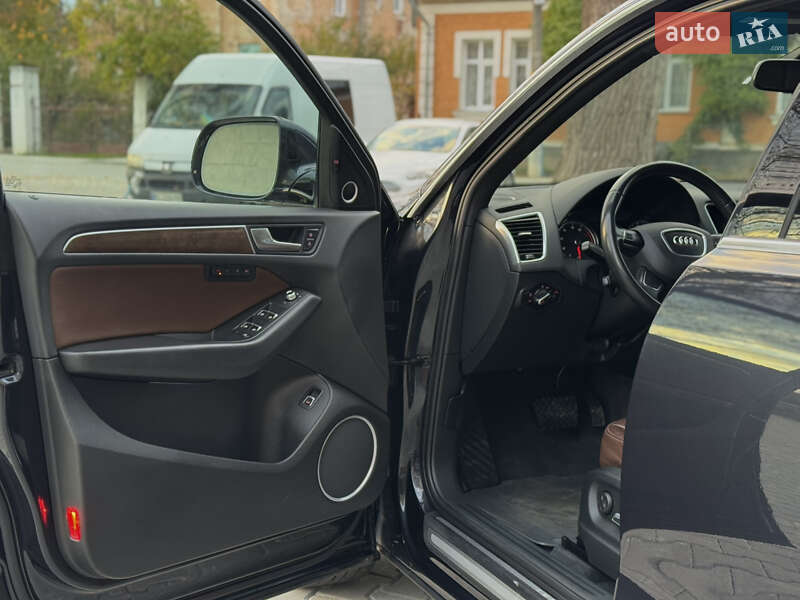 Позашляховик / Кросовер Audi Q5 2016 в Самборі фото 31 Позашляховик / Кросовер Audi Q5 2016 в Самборі
