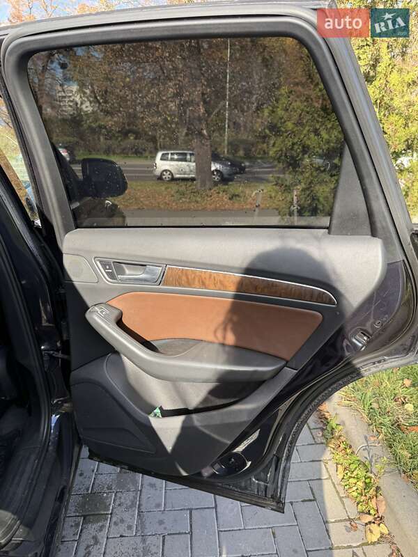 Позашляховик / Кросовер Audi Q5 2014 в Львові