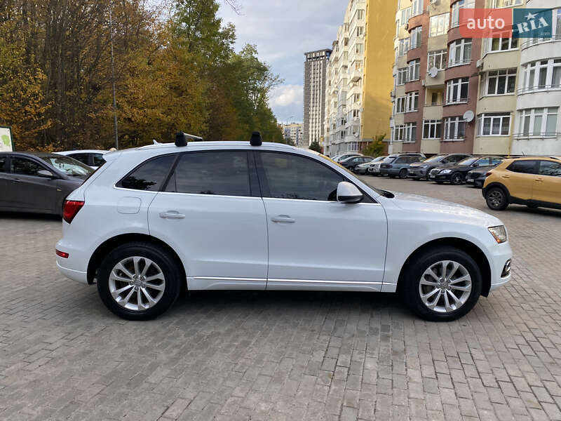 Внедорожник / Кроссовер Audi Q5 2015 в Львове