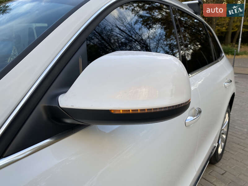 Внедорожник / Кроссовер Audi Q5 2015 в Львове