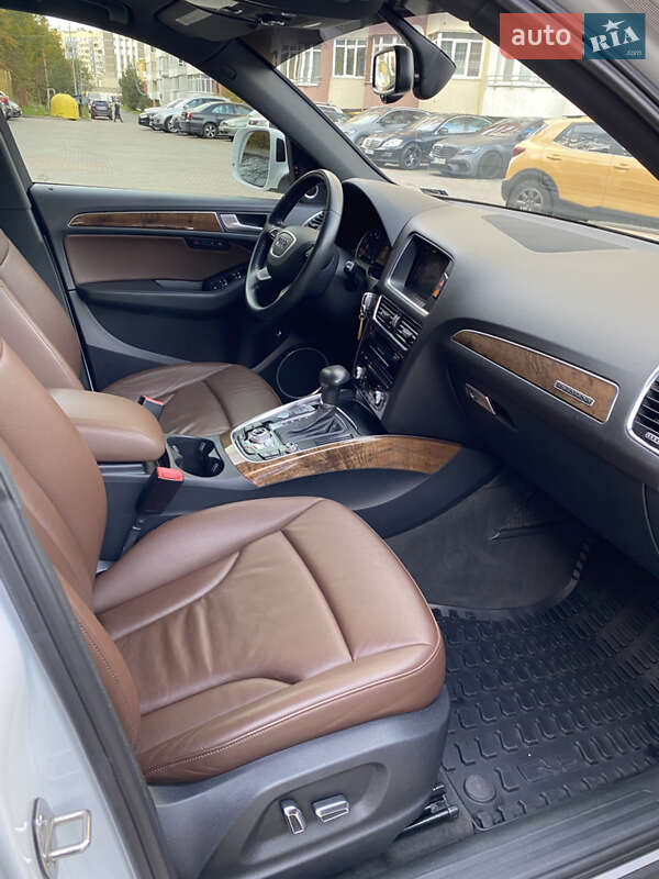 Внедорожник / Кроссовер Audi Q5 2015 в Львове