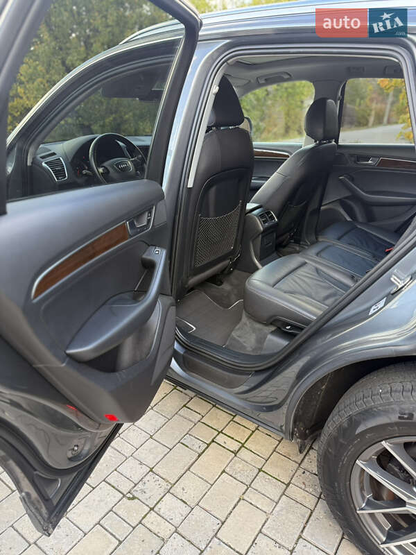 Позашляховик / Кросовер Audi Q5 2015 в Кривому Розі