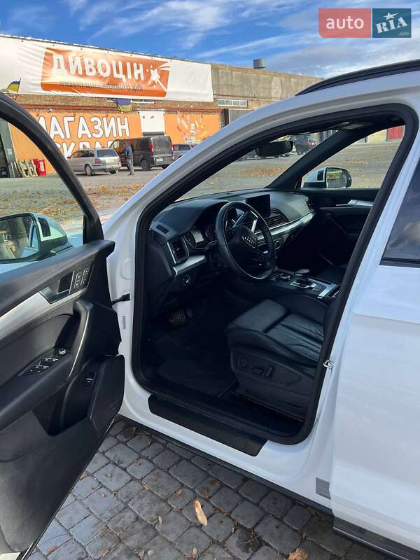 Внедорожник / Кроссовер Audi Q5 2020 в Львове фото 14 Внедорожник / Кроссовер Audi Q5 2020 в Львове