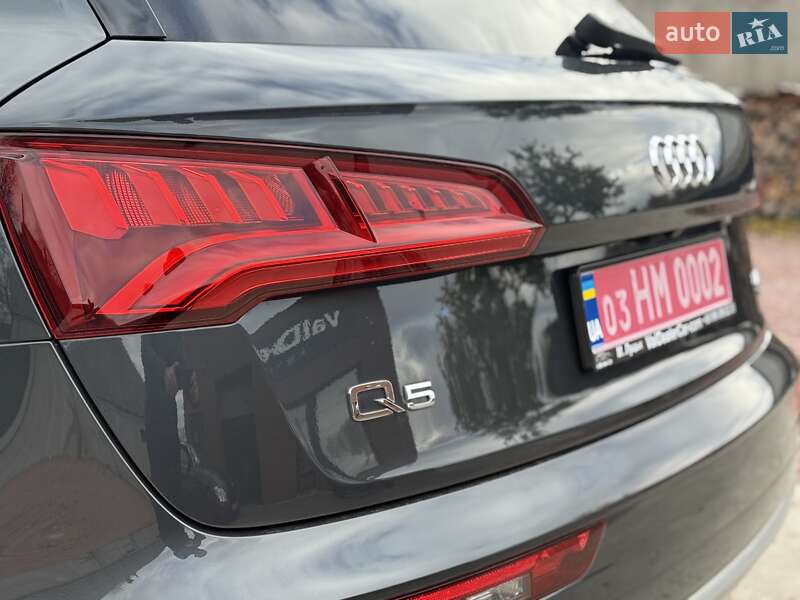 Позашляховик / Кросовер Audi Q5 2018 в Луцьку