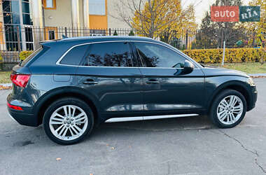 Позашляховик / Кросовер Audi Q5 2017 в  фото 13 Позашляховик / Кросовер Audi Q5 2017 в