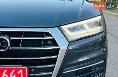 Позашляховик / Кросовер Audi Q5 2017 в  фото 16 Позашляховик / Кросовер Audi Q5 2017 в