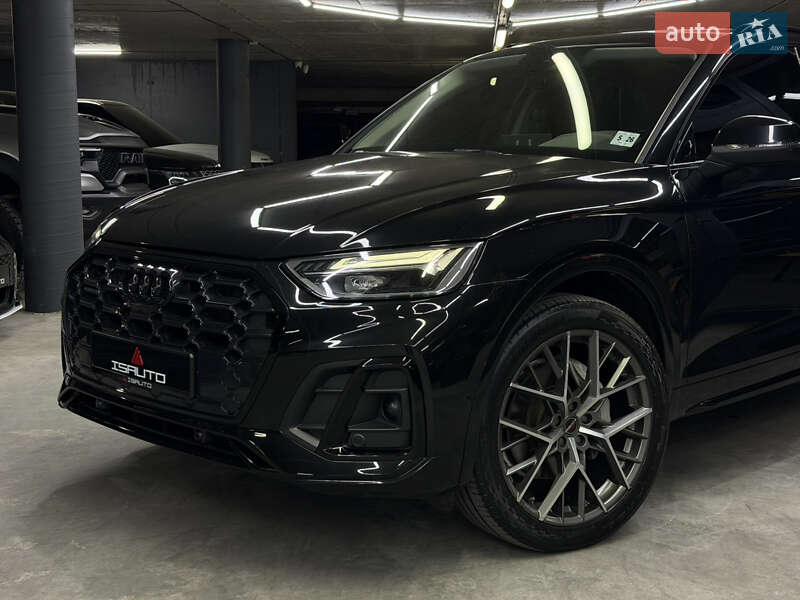 Внедорожник / Кроссовер Audi Q5 2021 в Одессе