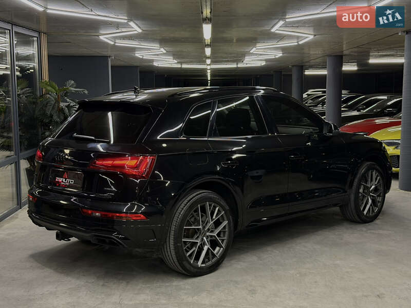 Внедорожник / Кроссовер Audi Q5 2021 в Одессе