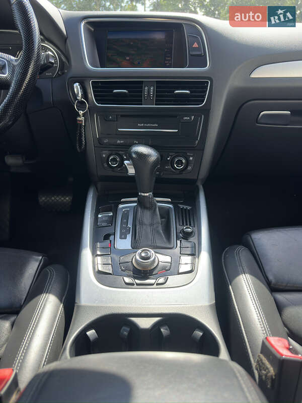 Позашляховик / Кросовер Audi Q5 2012 в Луцьку фото 56 Позашляховик / Кросовер Audi Q5 2012 в Луцьку