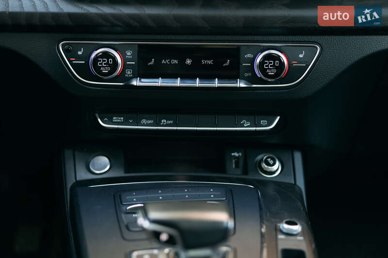 Позашляховик / Кросовер Audi Q5 2019 в Києві фото 20 Позашляховик / Кросовер Audi Q5 2019 в Києві