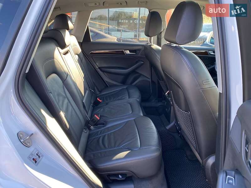 Внедорожник / Кроссовер Audi Q5 2015 в Львове